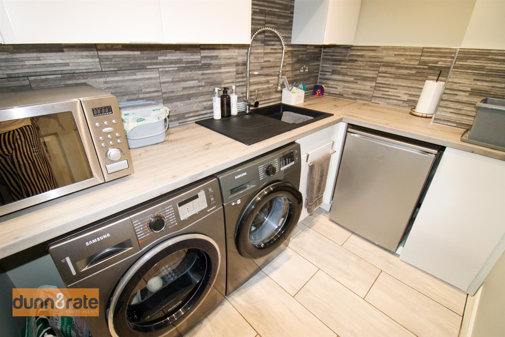 Royal Way, Baddeley Green, Stoke-On-Trent